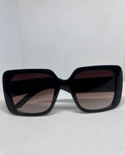 Load image into Gallery viewer, Bold and Chic-Black

