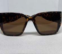Load image into Gallery viewer, Quilted Chic-Tortoise
