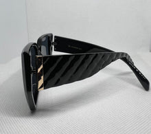 Load image into Gallery viewer, Quilted Chic-Black on Black
