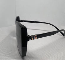 Load image into Gallery viewer, Square Bizz II-Black
